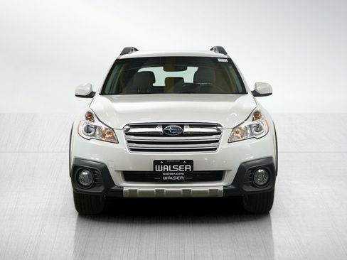 Used 2014 Subaru Outback 2.5i Limited AWD/4WD image 8