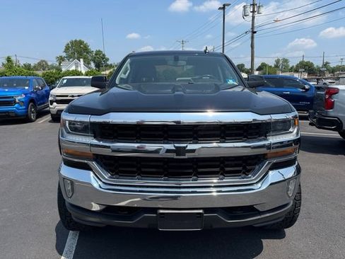 Used 2017 Chevrolet Silverado 1500 LT w/ All Star Edition AWD/4WD image 2