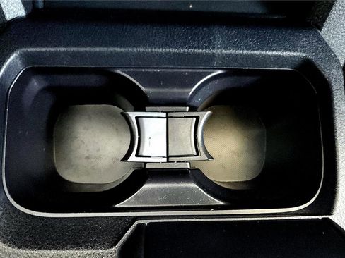 Used 2023 Toyota Tacoma TRD Off-Road image 41