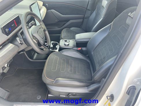 Used 2022 Ford Mustang Mach-E GT image 22