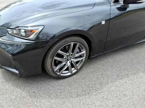 Used 2017 Lexus IS 200t F Sport w/ F Sport Package RWD image 4