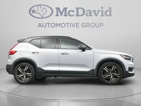 Used 2020 Volvo XC40 T5 R-Design w/ Protection Package Premier AWD/4WD image 32