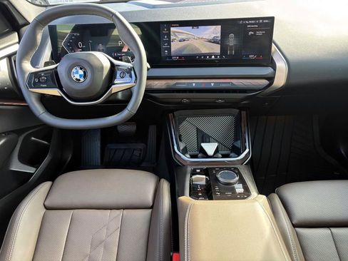 Certified 2025 BMW X3 xDrive30i w/ Convenience Package image 28