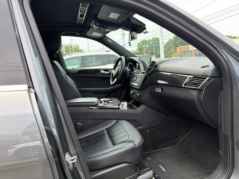 Used 2018 Mercedes-Benz GLE 350 4MATIC image 2
