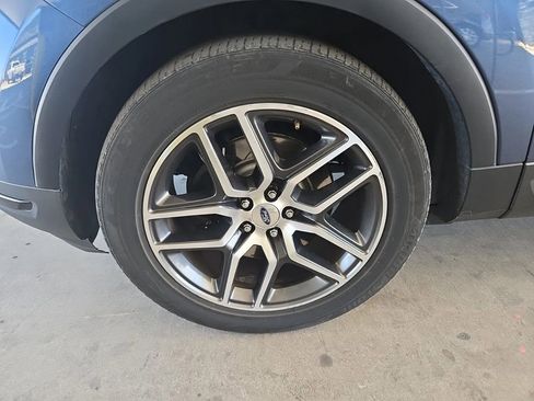 Used 2018 Ford Explorer Sport w/ Equipment Group 401A AWD/4WD image 13