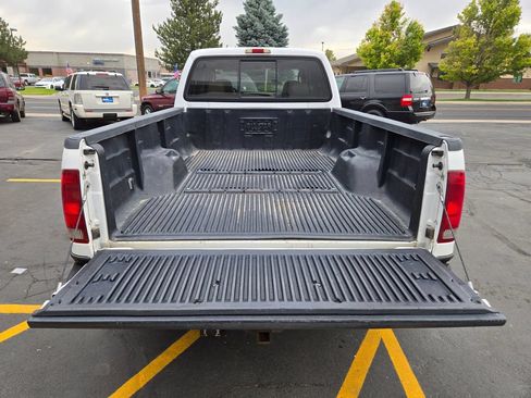 Used 2004 Ford F350 4x4 Crew Cab DRW Super Duty image 6