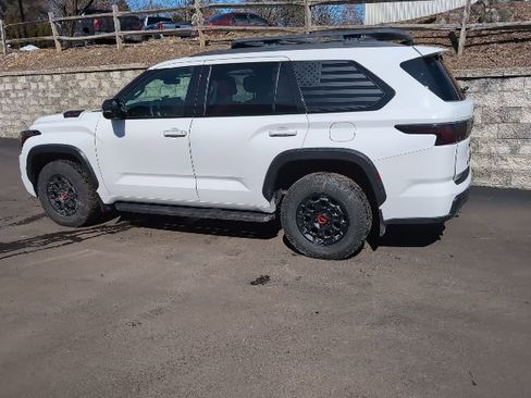 Used 2023 Toyota Sequoia TRD Pro image 7