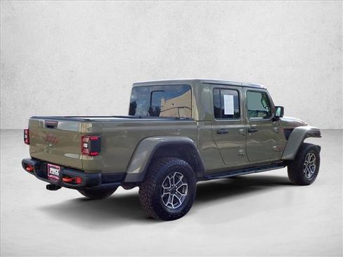 Used 2025 Jeep Gladiator Mojave AWD/4WD image 4