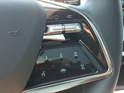 Certified 2026 Cadillac Optiq Luxury 1 AWD/4WD image 23