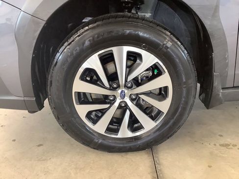 Used 2023 Subaru Outback Premium AWD/4WD image 20