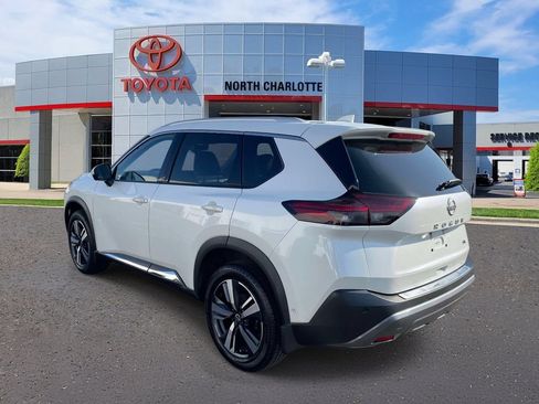 Used 2022 Nissan Rogue SL w/ SL Premium Package FWD image 7
