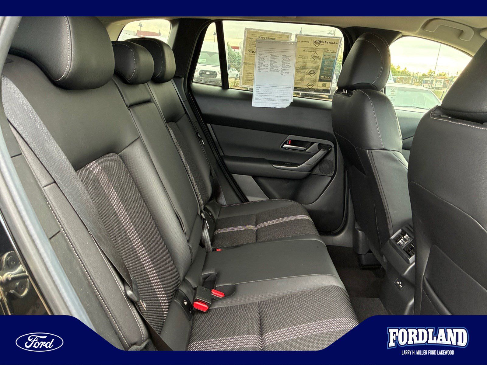 Used 2024 MAZDA CX-50 AWD 2.5 S w/ Preferred Package image 18