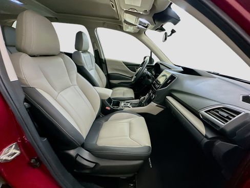 Used 2023 Subaru Forester Limited image 34