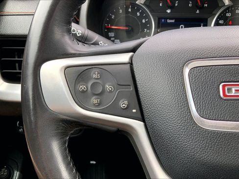 Used 2018 GMC Terrain SLT w/ Preferred Package FWD image 24