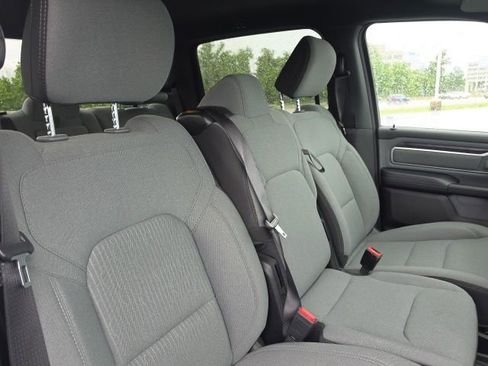Used 2022 RAM 1500 Big Horn AWD/4WD image 18