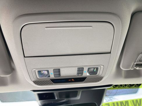 Used 2025 Ford Mustang Mach-E Premium image 29