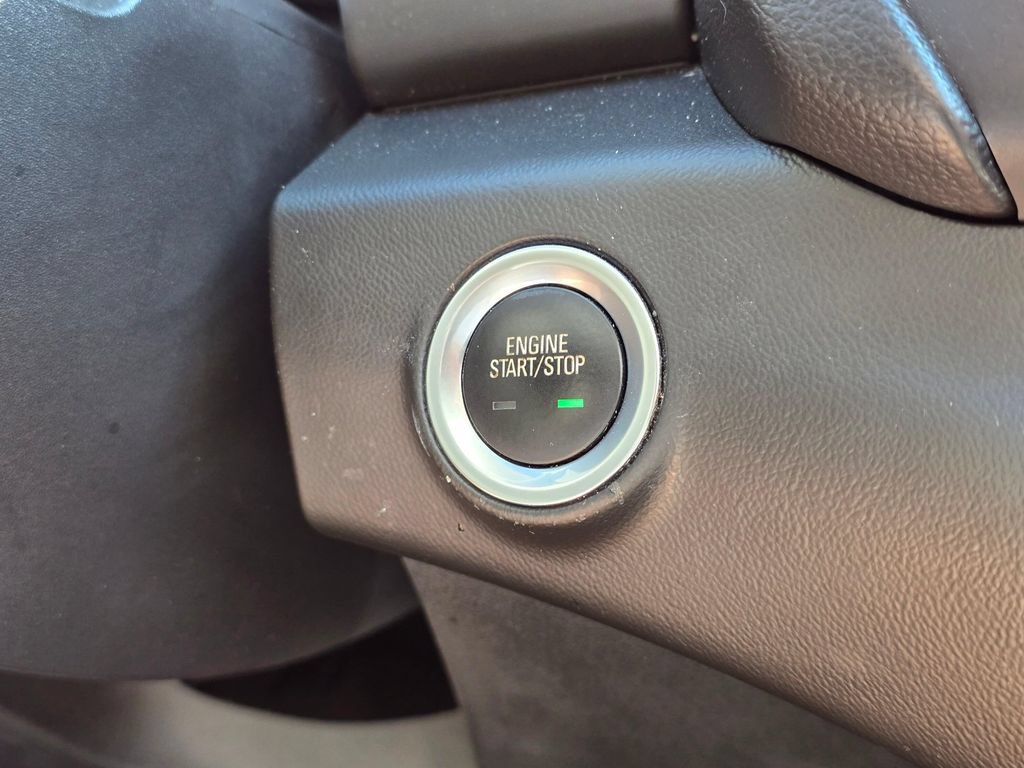 Used 2020 GMC Terrain Denali w/ Denali Premium Package AWD/4WD image 23