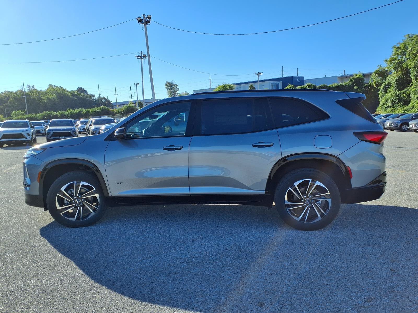 New 2027 Buick Enclave Sport Touring w/ Power Package FWD image 26