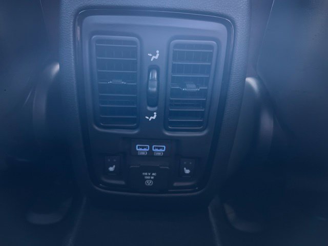 Used 2025 Dodge Durango R/T AWD/4WD image 17