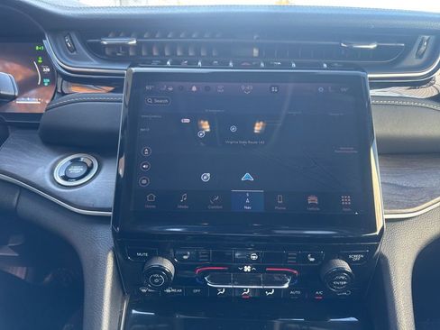 Used 2024 Jeep Grand Cherokee Limited 4xe image 45