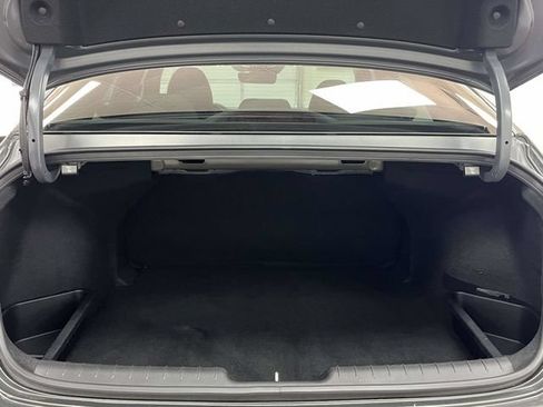 Used 2024 Hyundai Elantra SEL FWD image 21