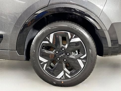 New 2025 Kia Niro Wind w/ Wind Preserve Package image 10