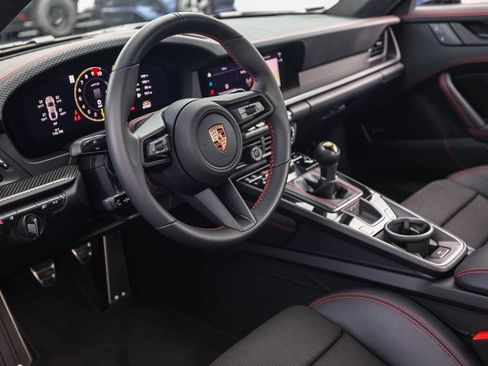 Used 2026 Porsche 911 GT3 RWD image 42