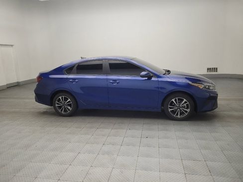 Used 2024 Kia Forte LXS w/ LXS Technology Package image 11