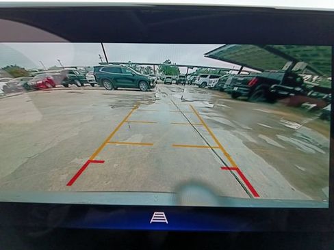 Used 2026 Chevrolet Trax ACTIV w/ Sunroof Package FWD image 9