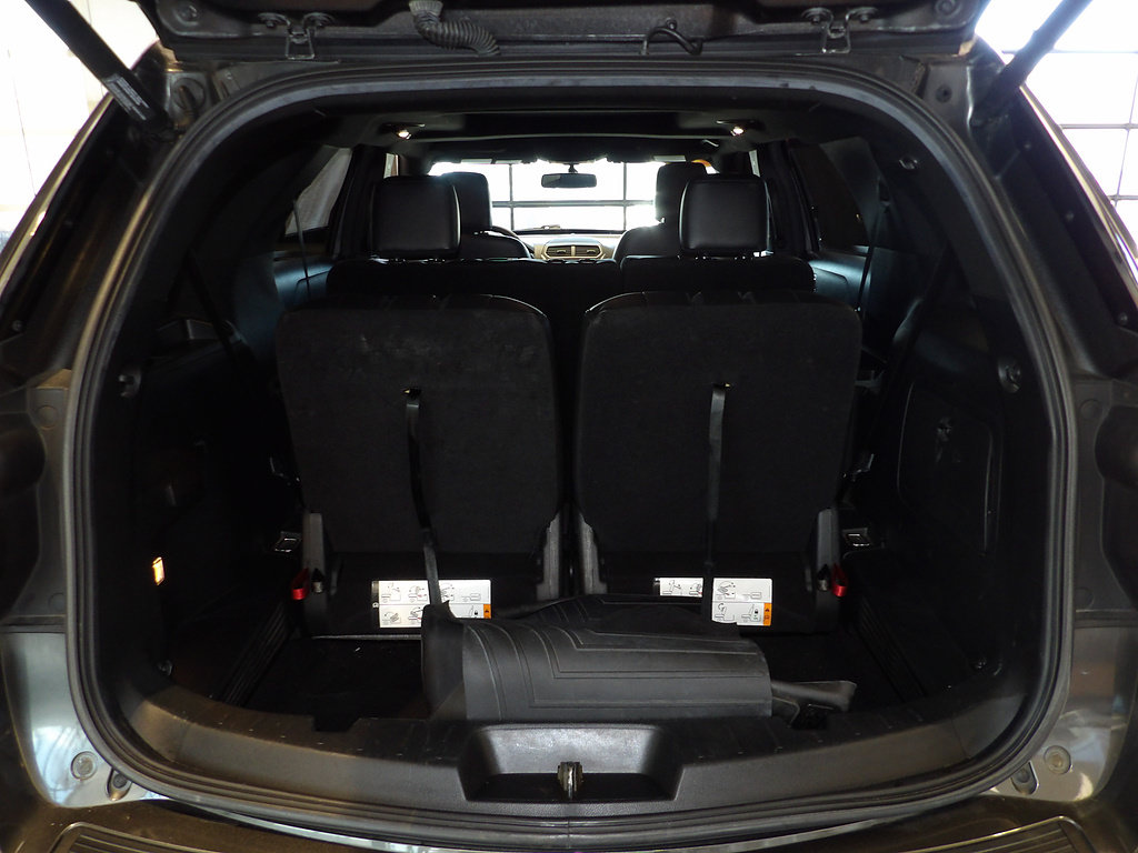 Used 2018 Ford Explorer XLT w/ Equipment Group 202A FWD image 20