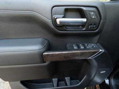 Used 2021 GMC Sierra 1500 Denali w/ Denali Premium Package image 12