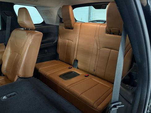 Used 2023 INFINITI QX60 Sensory w/ Vision Package AWD/4WD image 21