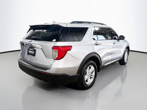 Used 2020 Ford Explorer XLT w/ Comfort Package AWD/4WD image 9