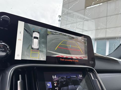 New 2026 Lexus LX 700h Luxury image 23