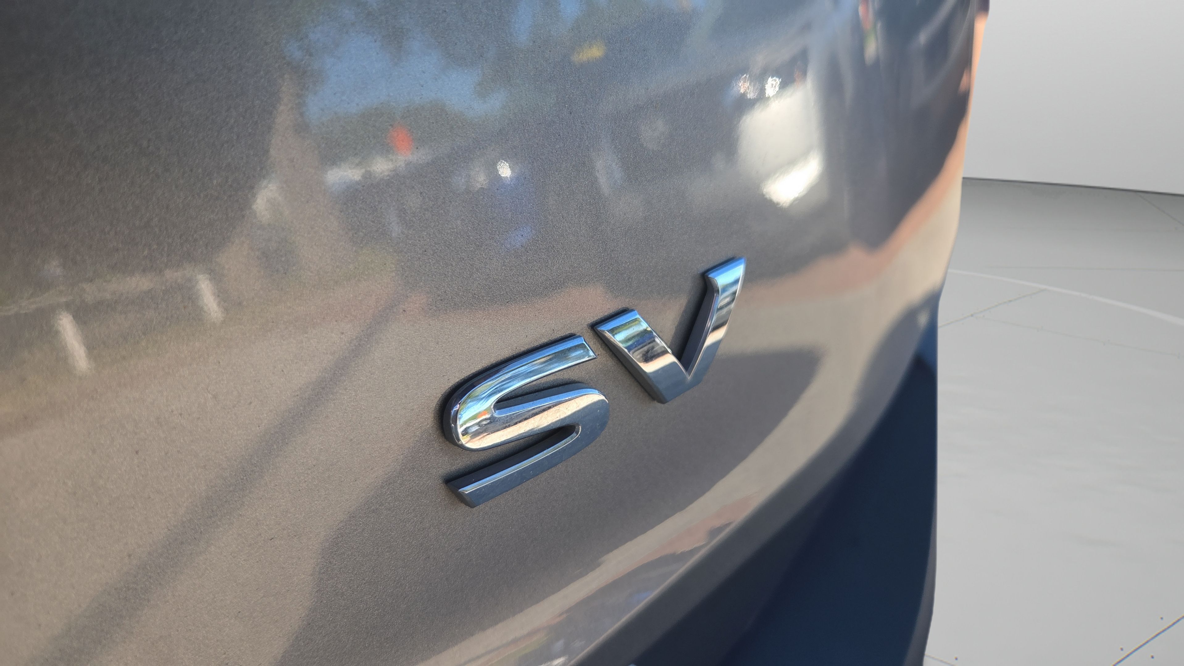 Used 2023 Nissan Rogue SV FWD image 33