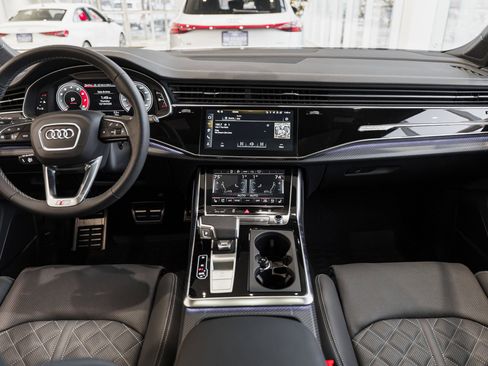 New 2025 Audi SQ7 Premium Plus image 5