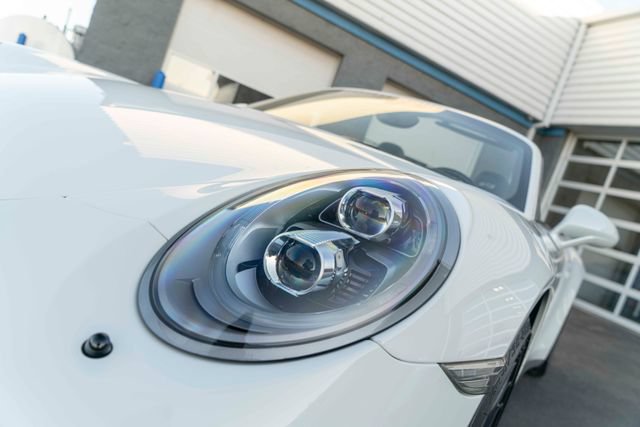 Used 2016 Porsche 911 Carrera GTS RWD image 41