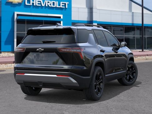 New 2026 Chevrolet Equinox LT AWD/4WD image 4