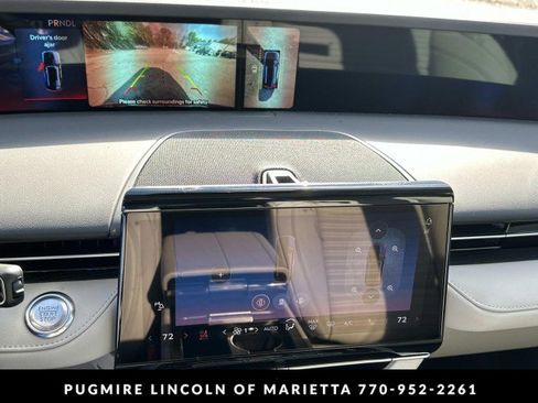 New 2026 Lincoln Nautilus Reserve image 29