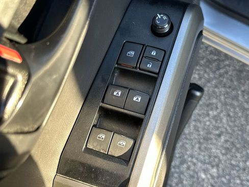 Used 2023 Toyota Tacoma TRD Sport image 13