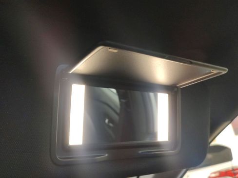 Used 2023 Honda Accord Sport image 8