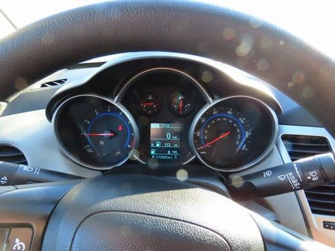 Used 2016 Chevrolet Cruze LS image 26