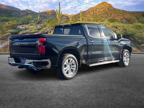 Used 2023 Chevrolet Silverado 1500 LTZ w/ LTZ Premium Package image 4