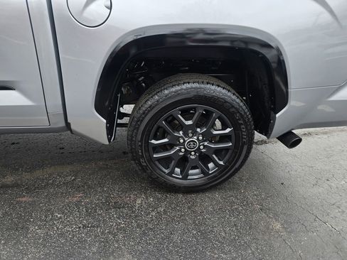 Used 2023 Toyota Tundra Platinum AWD/4WD image 4