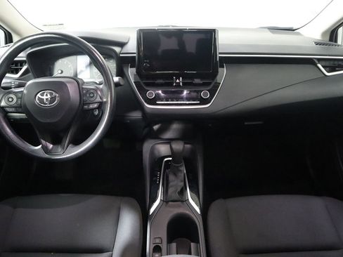 Used 2024 Toyota Corolla LE image 32