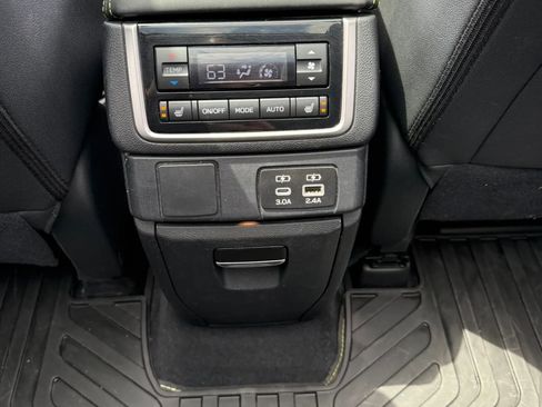 Used 2024 Subaru Ascent Onyx Edition Limited w/ Popular Package Onyx AWD/4WD image 36