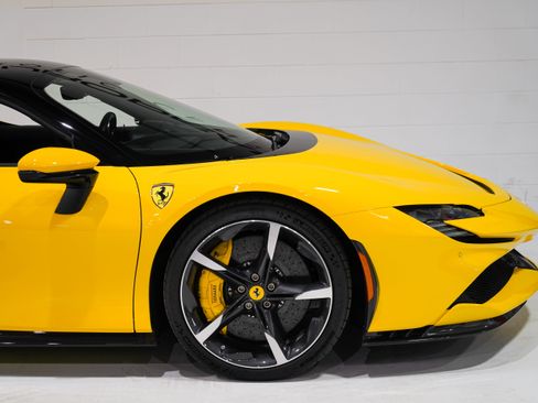 Used 2021 Ferrari SF90 Stradale AWD/4WD image 20