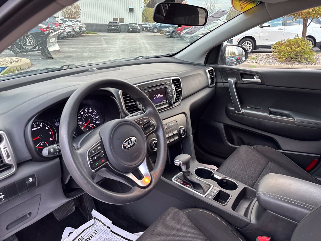 Used 2018 Kia Sportage LX AWD/4WD image 12