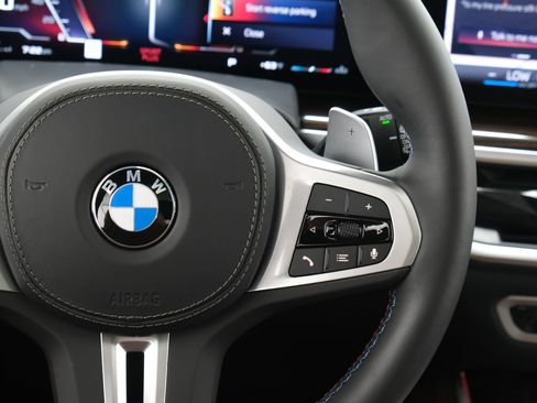 Used 2026 BMW X5 M60i w/ Climate Comfort Package AWD/4WD image 15