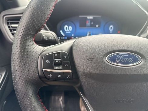 Used 2023 Ford Escape ST-Line Elite AWD/4WD image 19
